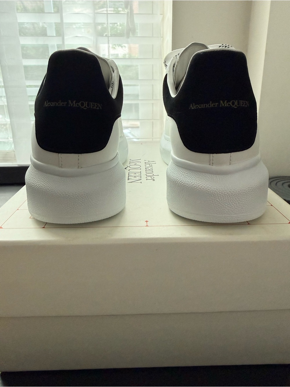 Alexander McQueen White Sneakers with Black Heel Tab - Picture 9 of 13